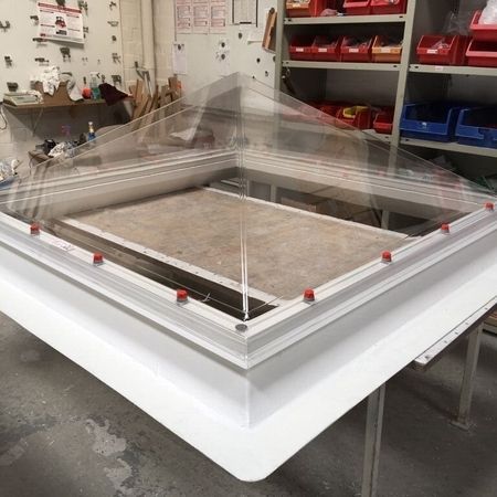 Pyramidenförmige Lichtkuppel